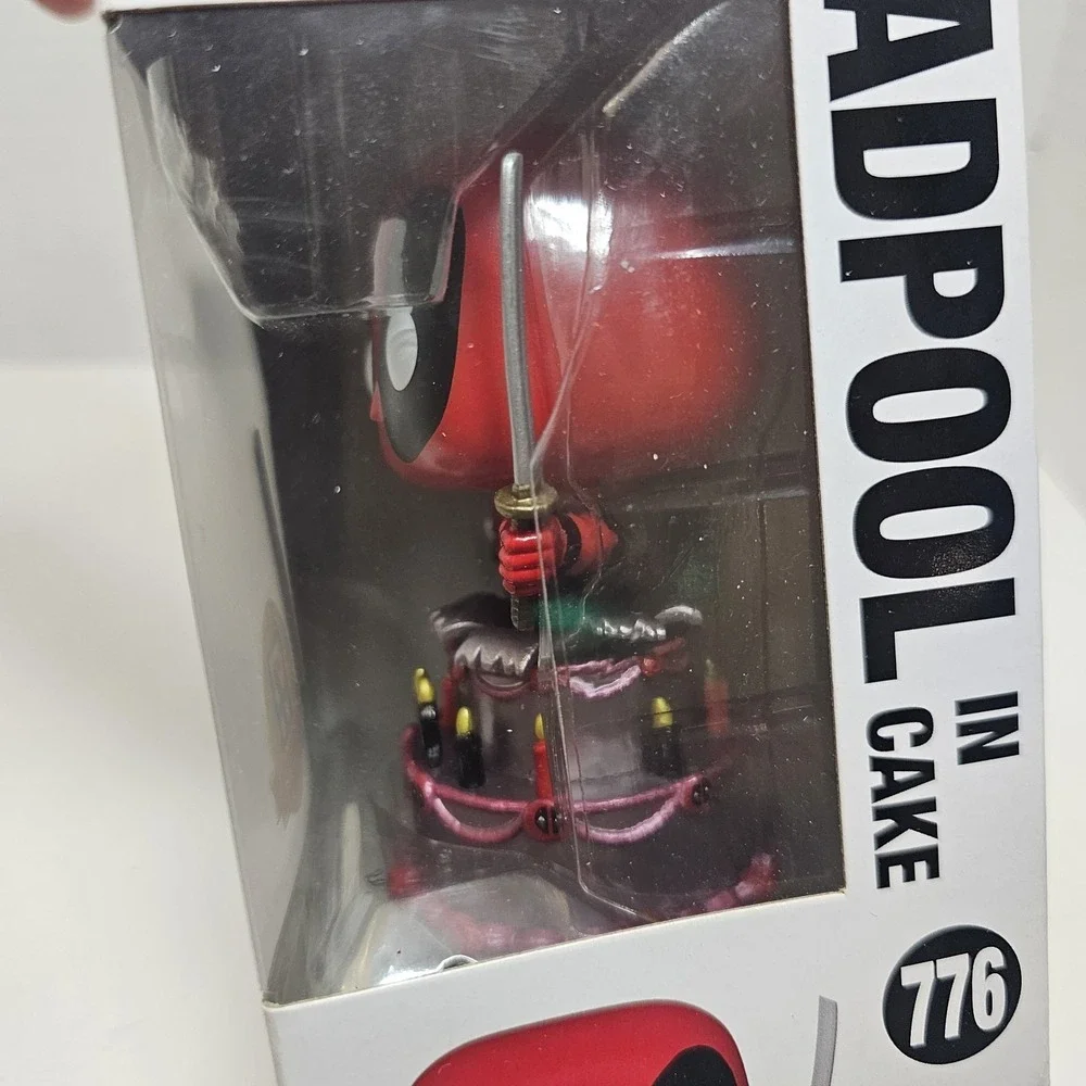 Funko POP Deadpool 776 7-11 7-Eleven Exclusive Deadpool in Cake